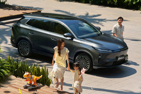dongfeng-l8-5.jpg