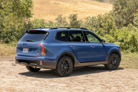 old-kia-telluride-2.jpg old-kia-telluride-2.jpg