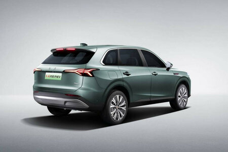 hongqi-hs6-15.jpg hongqi-hs6-15.jpg